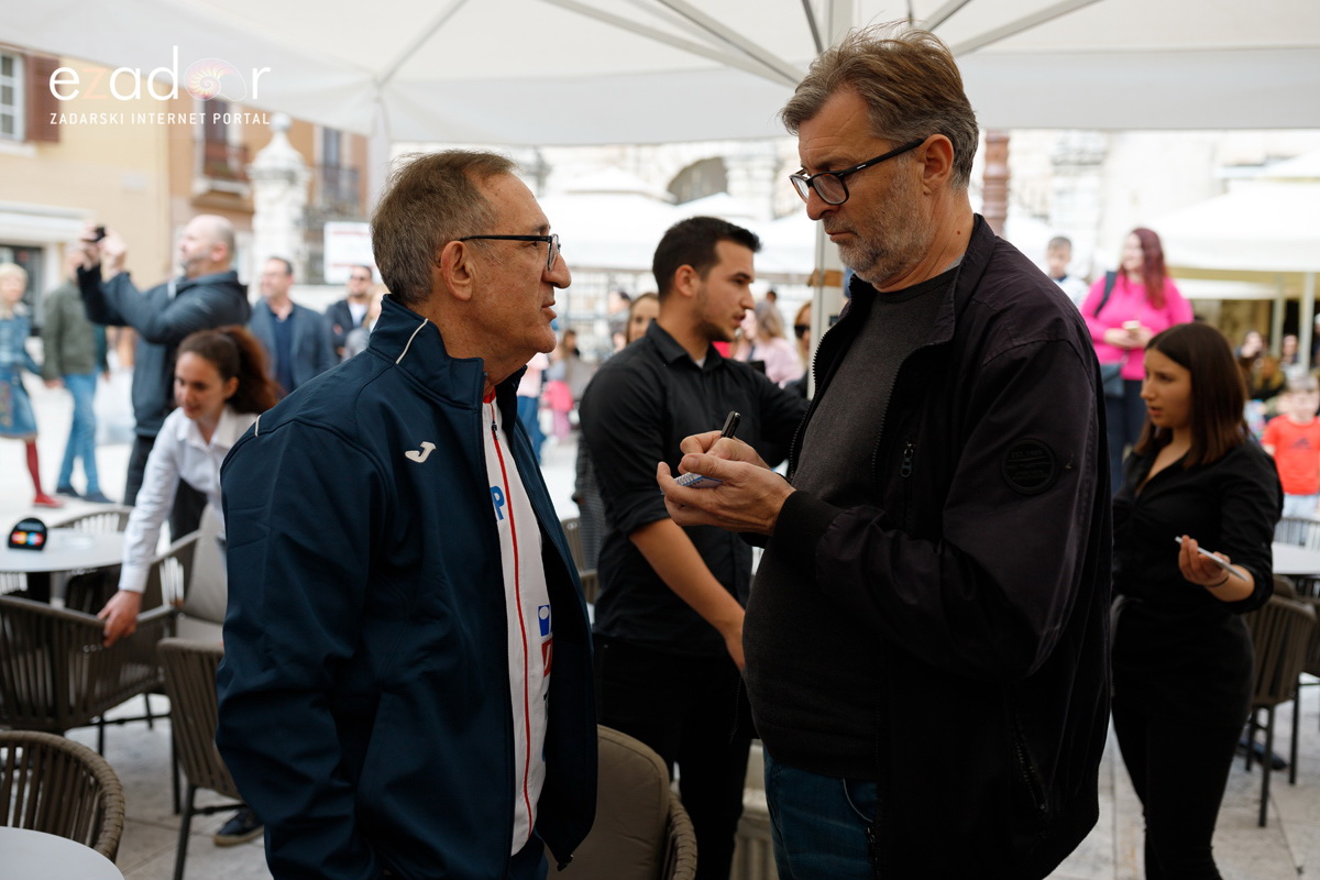 Đir po gradu, subotnja špica 13. travnja 2019. Đir po gradu, subotnja špica 13. travnja 2019.