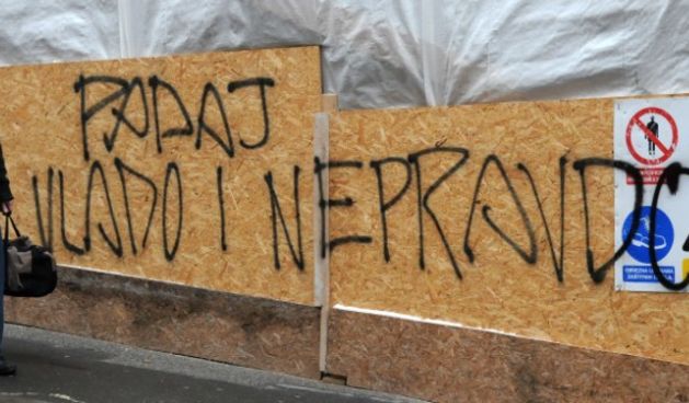 Prosvjed, grafiti (Foto:CROPIX)