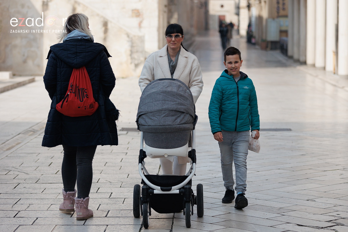 Đir po gradu, subotnja špica 18. veljače 2023. Đir po gradu, subotnja špica 18. veljače 2023.