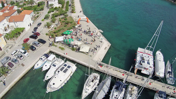 Gospodar OTOKA – uspon na Sv. Mihovil
(nedjelja, 29. svibnja 2016. godine)
Start: 09:30 h, u centru Preka (Park Vrulja)
Cilj: tvr Gospodar OTOKA – uspon na Sv. Mihovil
(nedjelja, 29. svibnja 2016. godine)
Start: 09:30 h, u centru Preka (Park Vrulja)
Cilj: tvr