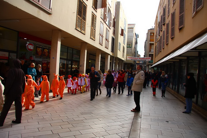 Karnevalić Radija 057, 8. veljače 2013. foto: Čedo Kaica Karnevalić Radija 057, 8. veljače 2013. foto: Čedo Kaica