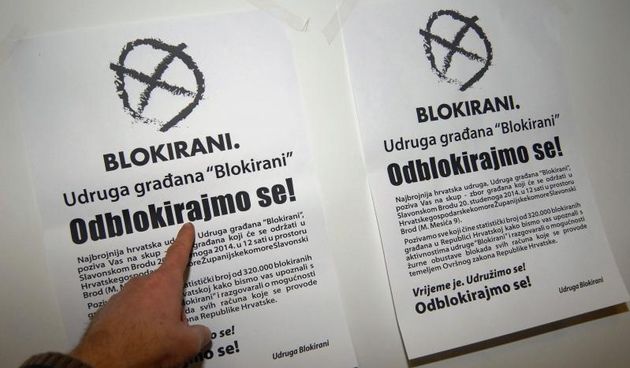 Predstavnici najbrojnije hrvatske udruge, Udruge gradjana Blokirani upoznali Brodjane s aktivnostima udruge i razgovarali o mogucnostima zurne obustave blokada svih racuna koje se provode temeljem Ovrsnog zakona Republike Hrvatske. Photo: Ivica Galovic/P
