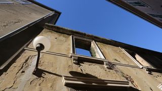 06.11.2013., Zadar – Dotrajale fasade na zgradama u centru grada. Photo: Filip Brala/PIXSELL 06.11.2013., Zadar – Dotrajale fasade na zgradama u centru grada. Photo: Filip Brala/PIXSELL