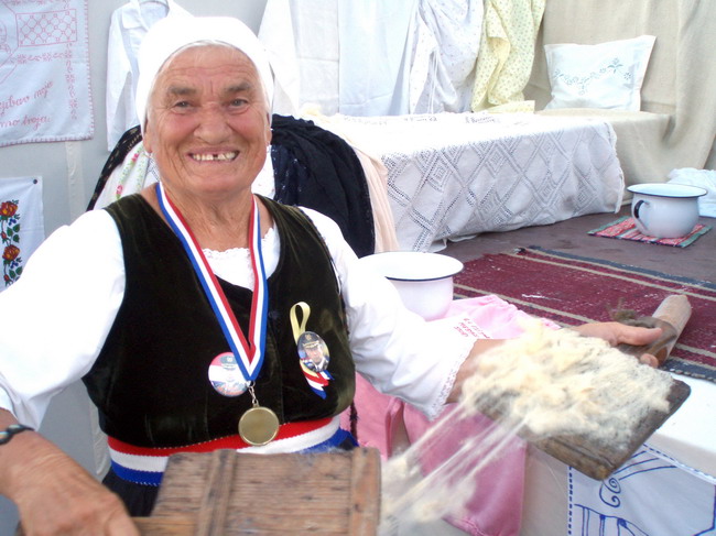 Materine uzance, Pakostabe 6.7.2008. Materine uzance, Pakostabe 6.7.2008.