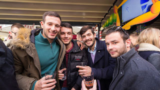 Badnjak 2016: Blagdanski đir po gradu 24. prosinca Badnjak 2016: Blagdanski đir po gradu 24. prosinca