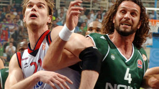 Splitter i Alvertis u borbi za loptu