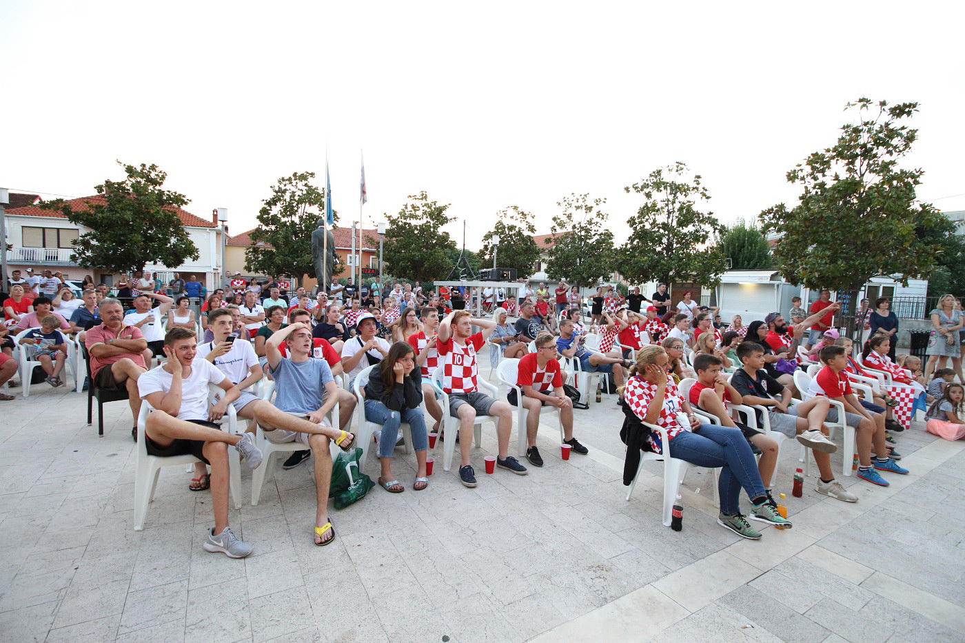Bibinje: Navijanje za Vatrene i fešta nakon pobjede nad Engleskom