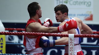 Zadar, 210413.
Dvorana Kresimira Cosica. Prvenstvo Hrvatske u boksu. Na fotografiji Sanjin Pol Vrgoc (Pula, crveni) i Matej Dujic (Leonardo, plavi).
Foto: Jure Miskovic / CROPIX Zadar, 210413.
Dvorana Kresimira Cosica. Prvenstvo Hrvatske u boksu. Na fotografiji Sanjin Pol Vrgoc (Pula, crveni) i Matej Dujic (Leonardo, plavi).
Foto: Jure Miskovic / CROPIX