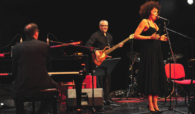“Black coffee”, Bosko Petrovic i Martine Thomas u HNK Zadar, Foto: Nenad Marcev