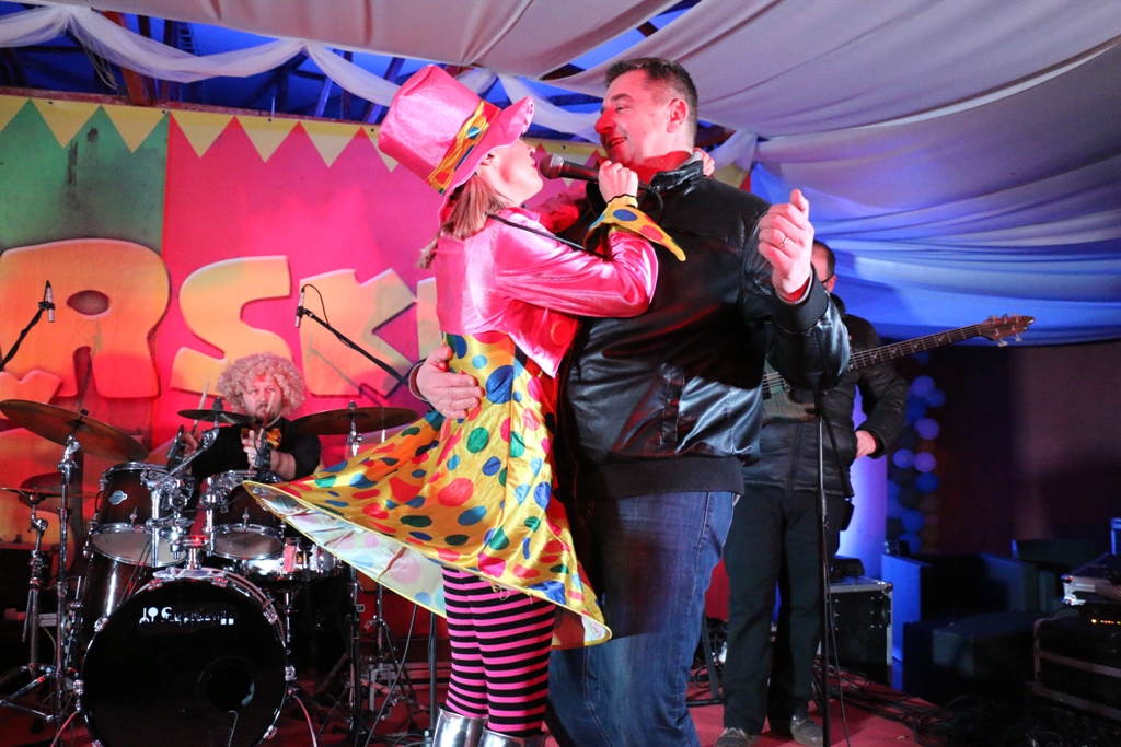 Virski Karneval veliko finale: nastupila Maja Šuput Virski Karneval veliko finale: nastupila Maja Šuput