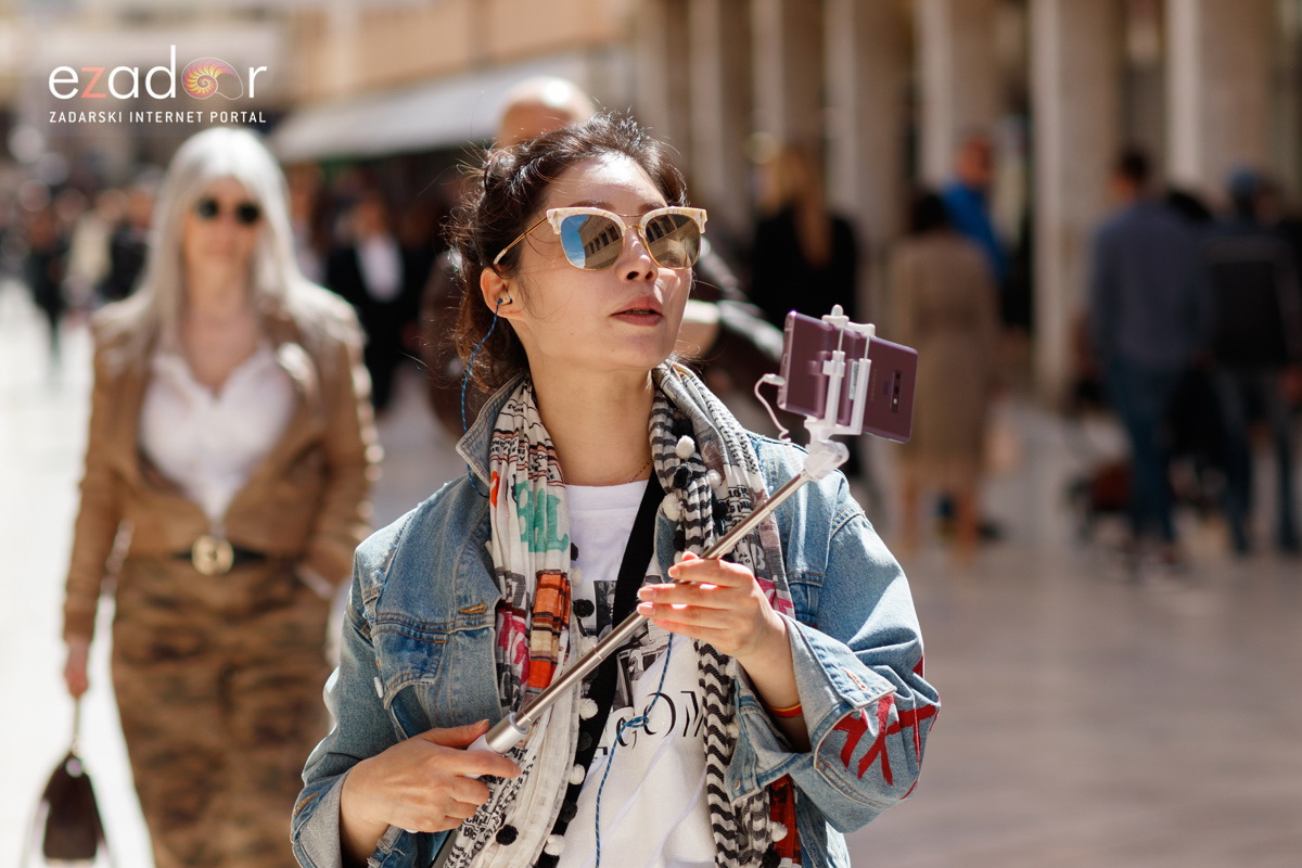 Đir po gradu, subotnja špica 30. ožujka 2019. Đir po gradu, subotnja špica 30. ožujka 2019.