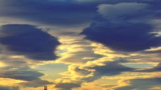 Zimsko svitanje i igra oblaka, foto: Iva Perinčić Zimsko svitanje i igra oblaka, foto: Iva Perinčić