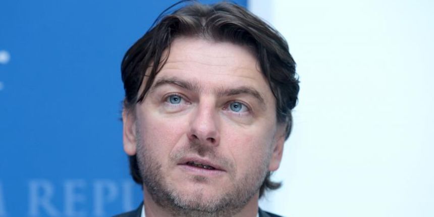 09.09.2013., Zagreb – Ministar turizma Darko Lorencin i direktorica HTZ-a Meri Matesic objavili su na konferenciji za medije rezultate turizma u prvih 8 mjeseci 2013. godine. Darko Lorencin. Photo: Patrik Macek/PIXSELL 09.09.2013., Zagreb – Ministar turizma Darko Lorencin i direktorica HTZ-a Meri Matesic objavili su na konferenciji za medije rezultate turizma u prvih 8 mjeseci 2013. godine. Darko Lorencin. Photo: Patrik Macek/PIXSELL