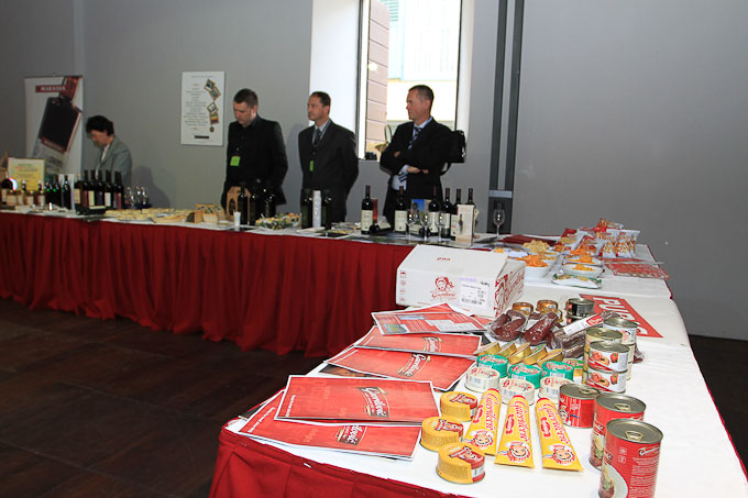 Potpisivanje ugovora s Egipatskim poduzetnicima Potpisivanje ugovora s Egipatskim poduzetnicima