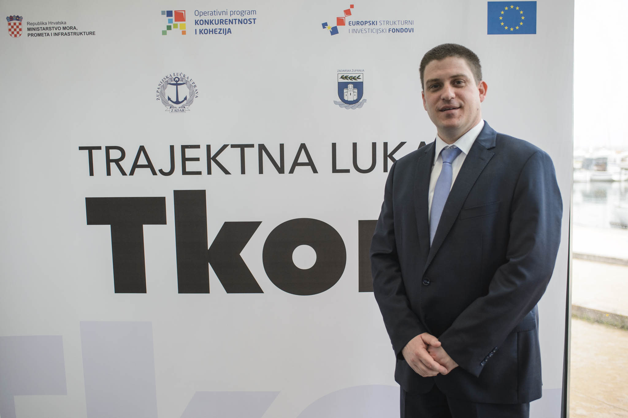 Ministar Oleg Butković potpisao ugovore za izgradnju trajektne luke Tkon i sanaciju luka Turanj, Mandre i Petrčane Ministar Oleg Butković potpisao ugovore za izgradnju trajektne luke Tkon i sanaciju luka Turanj, Mandre i Petrčane