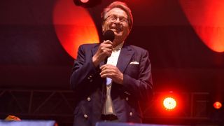 U rodnom Livnu priređen veličanstven doček Zlatku Daliću U rodnom Livnu priređen veličanstven doček Zlatku Daliću