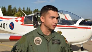 U vojarni “Pukovnik Mirko Vukušić” u Zemuniku započela je letačka obuka za mađarske pilote U vojarni “Pukovnik Mirko Vukušić” u Zemuniku započela je letačka obuka za mađarske pilote