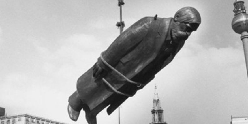 Spomenik (Foto: Tportal) Spomenik (Foto: Tportal)