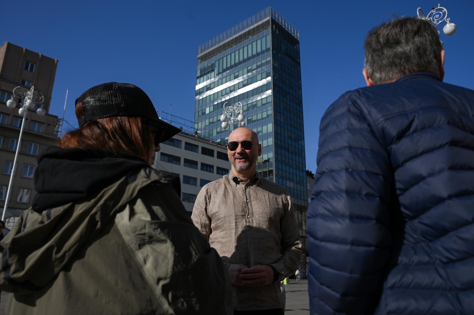 12. humanitarna akcija “Omiljeni cvijet Ane Rukavine” 12. humanitarna akcija “Omiljeni cvijet Ane Rukavine”