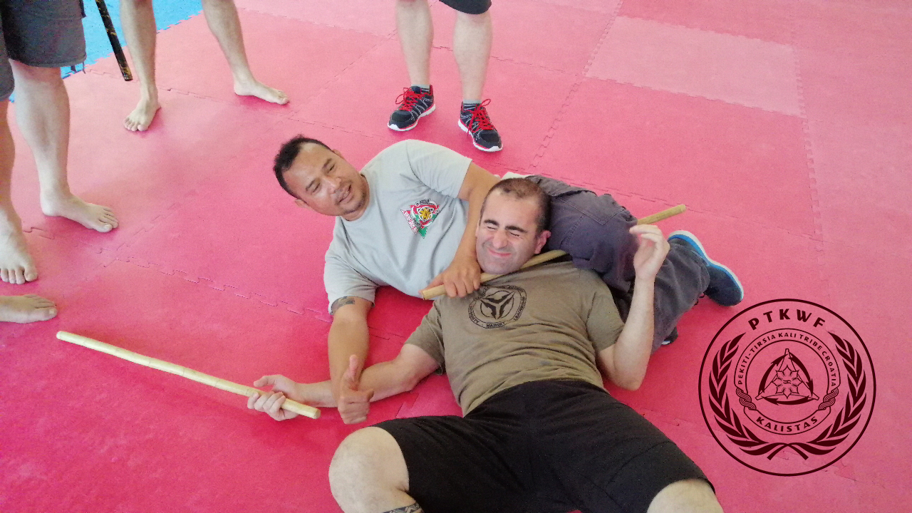 Međunarodni kamp filipinskih borilačkih vještina ”Pekiti-Tirsia Kali” Međunarodni kamp filipinskih borilačkih vještina ”Pekiti-Tirsia Kali”