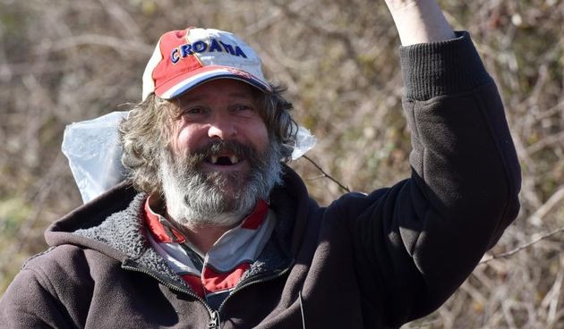 Zadarski performer Enio Mestrovic predstavio projekt “Vrata Zadra” – sjeverni portal. Rijec je o jos jednom performansu, u kojemu se na svoj osebujan nacin Mestrovic osvrnuo na lokalne teme. Photo: Dino Stanin/PIXSELL