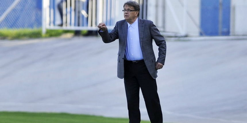 Zagreb, 190413.
Stadion NK Zagreb u Kranjcevicevoj.
MAXtv prva Hrvatska nogometna liga, 28. kolo.
Utakmica izmedju NK Zagreb i NK Zadar.
Na fotografiji: Miroslav Blazevic Ciro, trener NK Zagreb.
Foto: Damir Krajac / CROPIX Zagreb, 190413.
Stadion NK Zagreb u Kranjcevicevoj.
MAXtv prva Hrvatska nogometna liga, 28. kolo.
Utakmica izmedju NK Zagreb i NK Zadar.
Na fotografiji: Miroslav Blazevic Ciro, trener NK Zagreb.
Foto: Damir Krajac / CROPIX