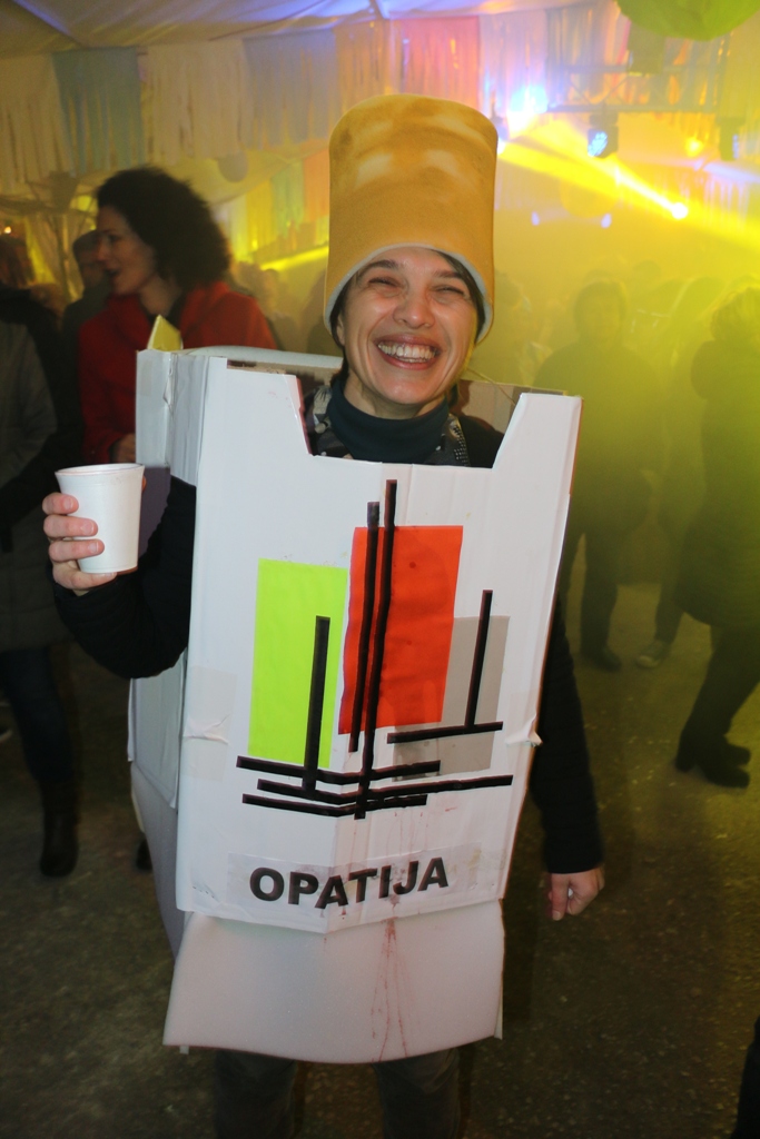 Virski Karneval veliko finale: nastupila Maja Šuput Virski Karneval veliko finale: nastupila Maja Šuput