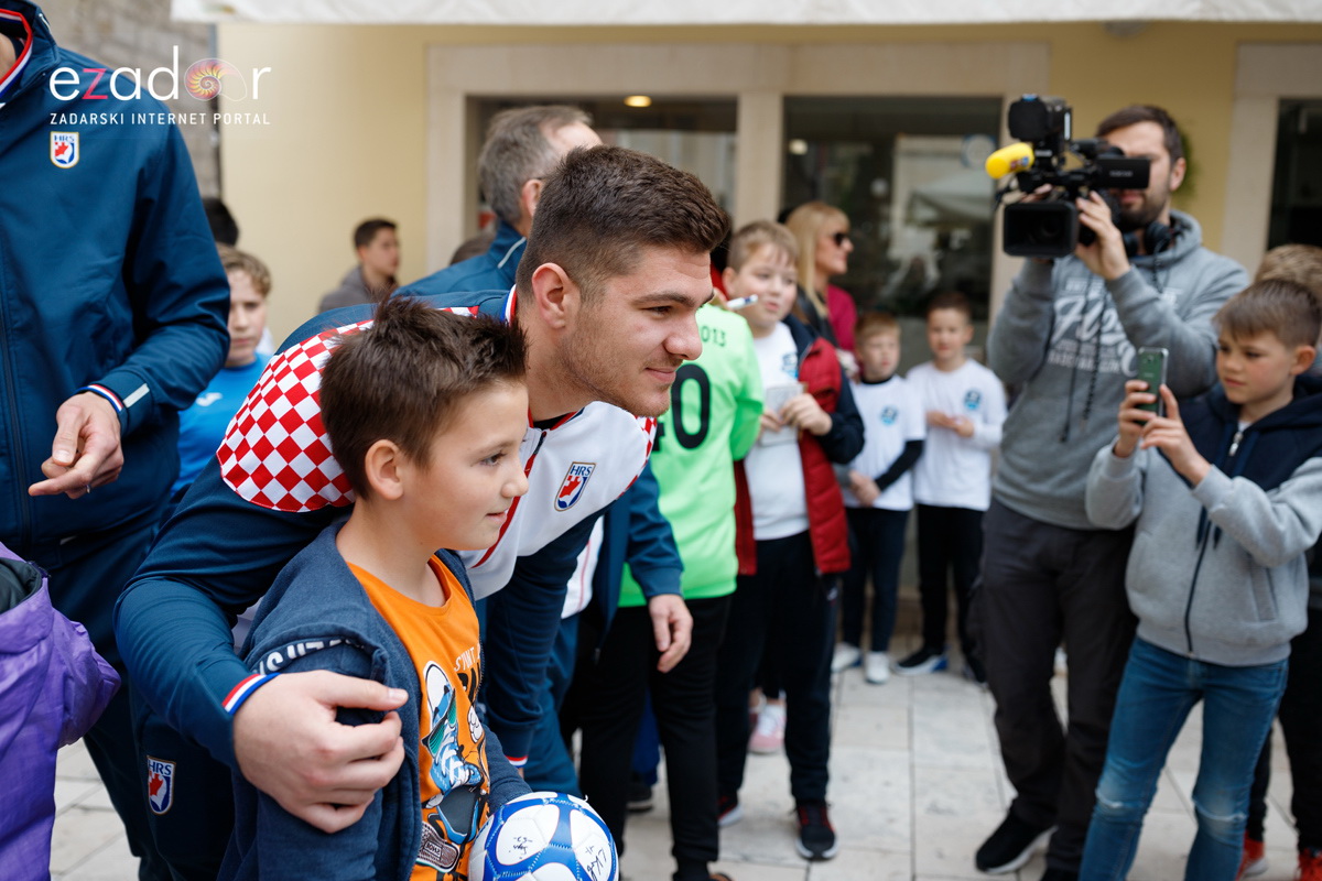 Đir po gradu, subotnja špica 13. travnja 2019. Đir po gradu, subotnja špica 13. travnja 2019.