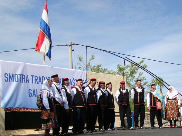 Galovac: Smotra  tradicijske baštine osnovnih i srednjih škola Zadarske županije. Foto: Marko Mane Ledenko