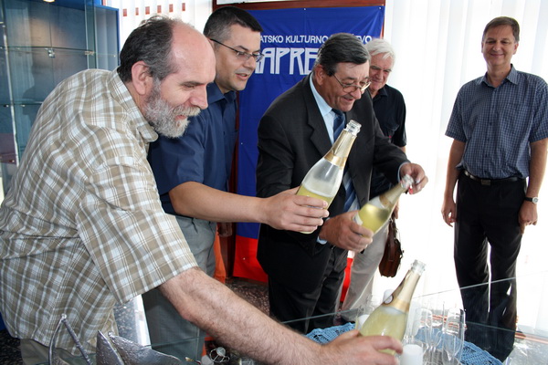 Primopredaja prostorija HKD Napredak u marini Tankerkomerc