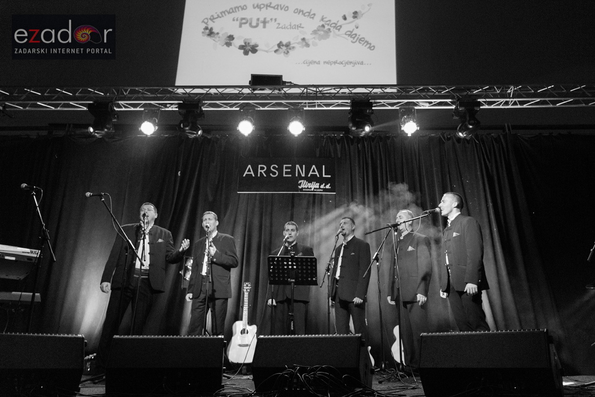 Humanitarni koncert “Klape s ljubavlju” u zadarskom Arsenalu