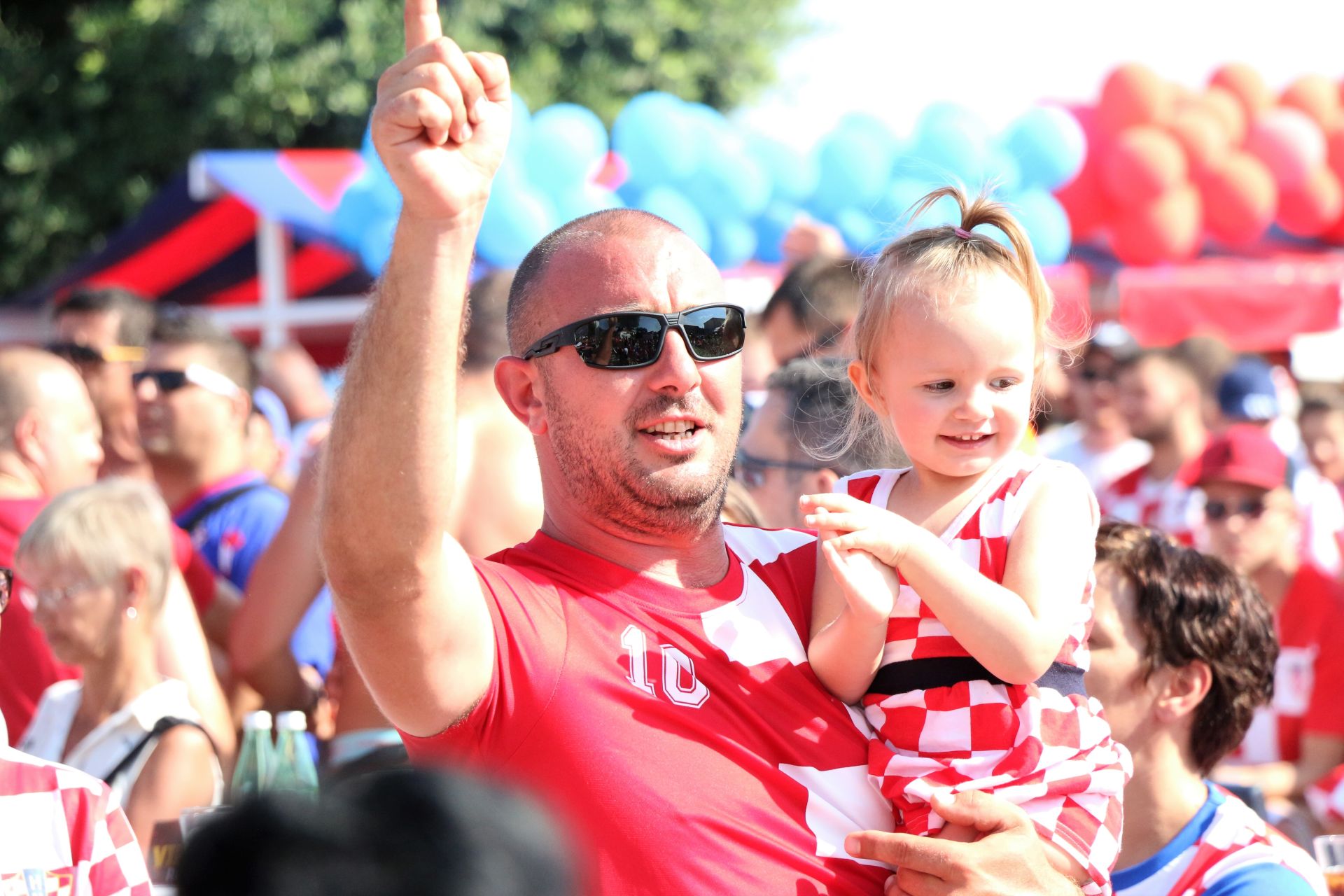 Na Viru se svim srcem navijalo za Vatrene