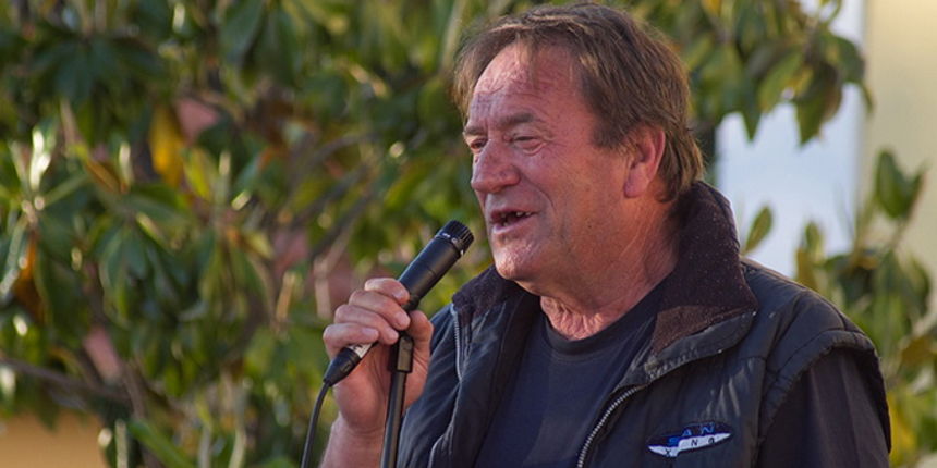 Kulturno zabavni program na trgu Franje Tuđmana.Nastupili Veseli Bibinjci,klapa Garofuli,Mmandoliniski sastav MOBa,Ante Sikirić i plesna skupina Thunder