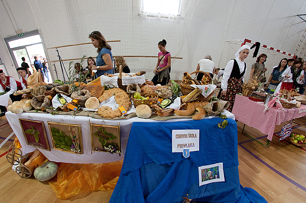 “Dani kruha 2011” u bibinjskoj OŠ “Stjepan Radić”, Foto: Leo Banić