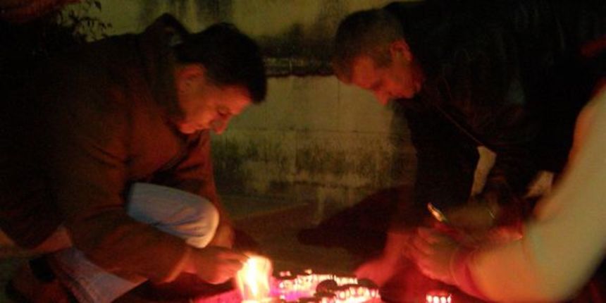 Benkovac, paljenje svijeća