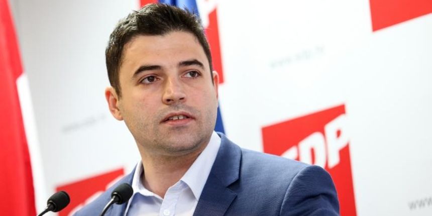 Davor Bernardic Davor Bernardic