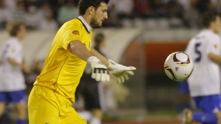 Split, 300910.
Stadion Poljud.
Nogometna utakmica drugog kola Europske lige,
Hajduk – Anderlecht.
Na slici: Danijel Subasic.
Foto: Duje Klaric / CROPIX Split, 300910.
Stadion Poljud.
Nogometna utakmica drugog kola Europske lige,
Hajduk – Anderlecht.
Na slici: Danijel Subasic.
Foto: Duje Klaric / CROPIX