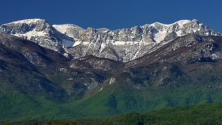 Malo proljetnozimskog ugođaja Južnog Velebita, viđeno sa ličke i morske strane. Foto:Leonard Kvarantan