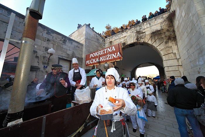 Zadarski karvelav 2013. – Stanarska pučka kuhinja, Foto: Boris Kačan