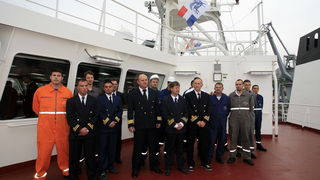 Rijeka, 251011.
U rijeckom brodogradilistu 3. maj danas je Tankerska plovidba Zadar preuzela tanker Vinjerac porinut krajem svibnja. Rijec je o drugom istovjetnom tankeru izgradjenom u 3. maju za zadarskog narucitelja. Sluzi za prijevoz nafte, naftnih pre Rijeka, 251011.
U rijeckom brodogradilistu 3. maj danas je Tankerska plovidba Zadar preuzela tanker Vinjerac porinut krajem svibnja. Rijec je o drugom istovjetnom tankeru izgradjenom u 3. maju za zadarskog narucitelja. Sluzi za prijevoz nafte, naftnih pre