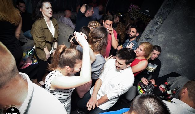 Subotnji party u Svarog baru