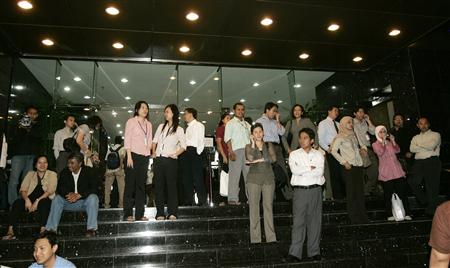 Image 1184243 (auto) Image 1184243 (auto)