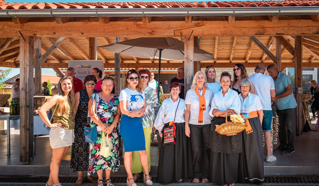 Kistanje: Taste like marenda