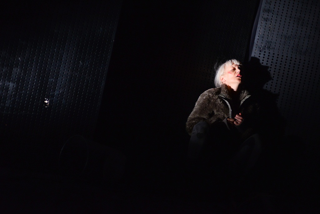 “Ana i Ona” naziv je predstave čijom je premijerom sinoć u zadarskom Kazalištu lutaka započela umjetnička revija pod nazivom “Nosi se Teatro Verrdi”.