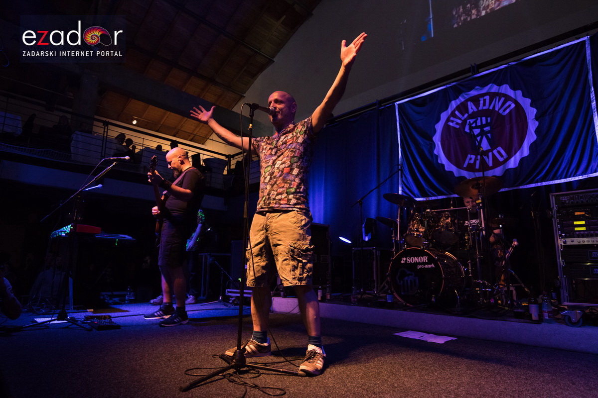 Hladno pivo @ Arsenal Zadar Hladno pivo @ Arsenal Zadar