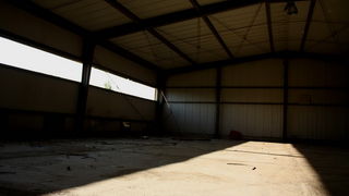 Devastirana bivša vojna baza Šepurine, Foto: Iva Idassa Devastirana bivša vojna baza Šepurine, Foto: Iva Idassa