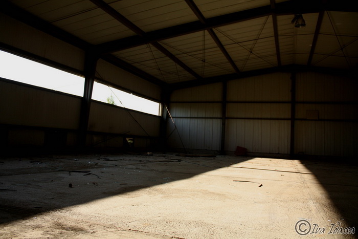 Devastirana bivša vojna baza Šepurine, Foto: Iva Idassa Devastirana bivša vojna baza Šepurine, Foto: Iva Idassa