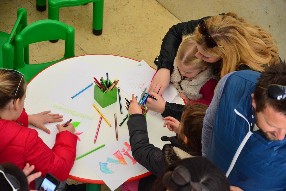 Svjetski dan lutkarstva: “Ele jave, Ele bajke”, foto: Iva Perinčić Svjetski dan lutkarstva: “Ele jave, Ele bajke”, foto: Iva Perinčić