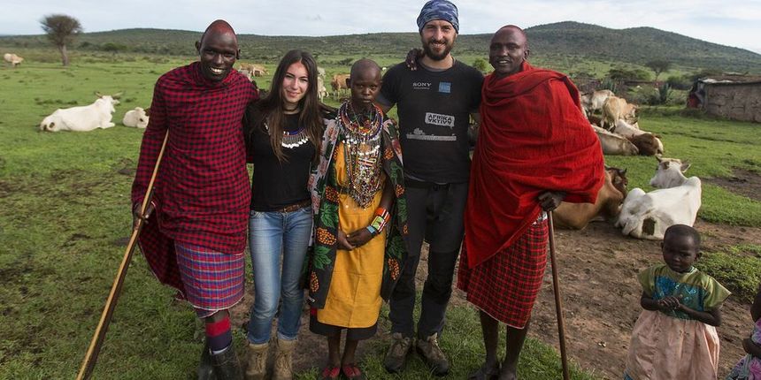 Davor Rostuhar (31) i njegova djevojka Maja Tanasovski (27) već osam mjeseci putuju kroz Afriku na motociklu i trenutno su nadomak svog cilja – u Maputu, glavnom gradu Mozambika. Davor Rostuhar (31) i njegova djevojka Maja Tanasovski (27) već osam mjeseci putuju kroz Afriku na motociklu i trenutno su nadomak svog cilja – u Maputu, glavnom gradu Mozambika.