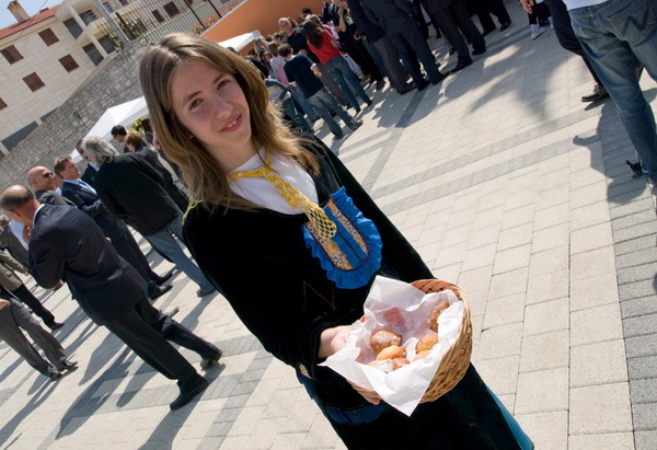 Svecano otvaranje obnovljene osnovne skole Kruno Krstic u Arbanasima